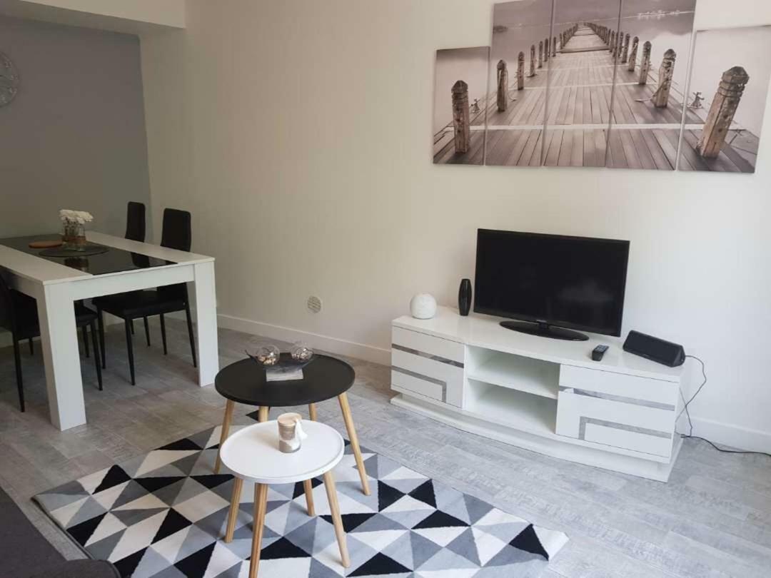 דירות Le Cosy D'אמבואה מראה חיצוני תמונה